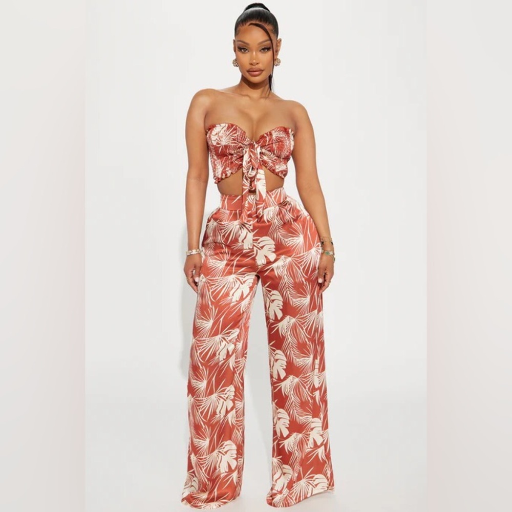 Fashion Nova Rust and White Tropical Pant Set